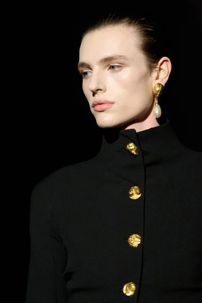 Look 91